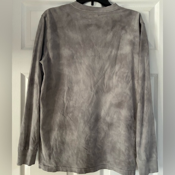 ⭐️3/$15⭐️American Eagle Outfitters Tie-Dye Gray Long Sleeve Tee - Picture 2 of 3